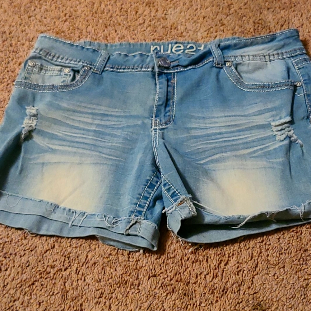 Rue 21 shorts size 15/16